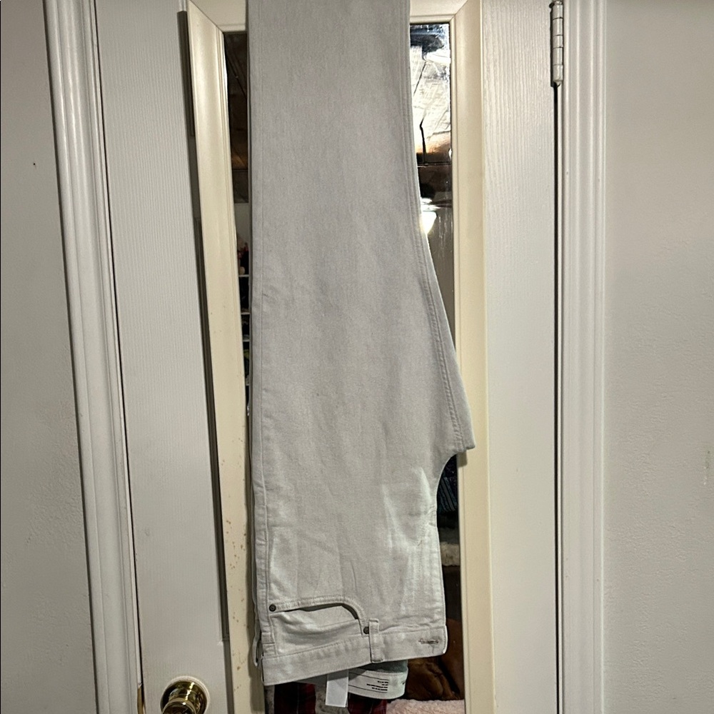 Men's White Jeans